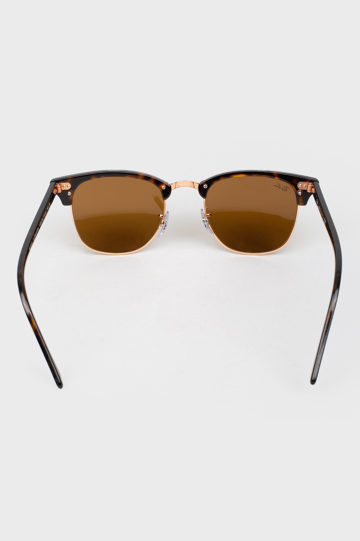 Солнцезащитные очки коричневые со стеклянными линзами с биркой Ray Ban, Коричневый
Солнцезащитные очки коричневые со стеклянными линзами с биркой Ray Ban, Коричневый
