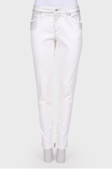 Белые джинсы с серебристым напылением, с биркой
