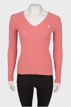 Розовый свитер с вышитым лого бренда