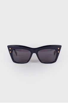 Темно-сині сонцезахисні окуляри