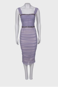 Фиолетовое облегающее платье с биркой