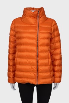Оранжевая стеганая куртка