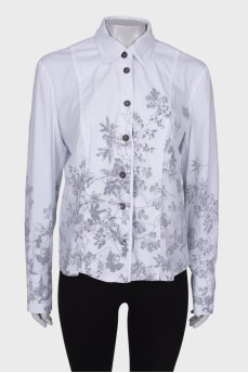 Белая рубашка в цветочный принт 