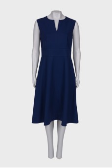 Темно-синя сукня з кишенями