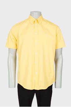 Мужская рубашка желтого цвета 