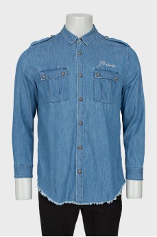 Мужская джинсовая рубашка на кнопках