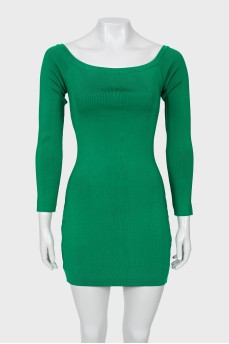 Облягаюча сукня зеленого кольору
