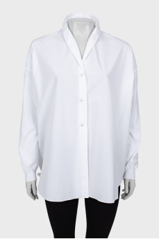 Біла сорочка з в'язаними рукавами