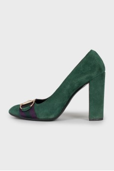 Зеленые туфли с квадратным носком