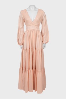 Светло-розовое платье макси 