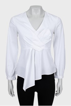 Приталена блуза з V-подібним вирізом