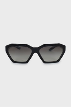 Сонцезахисні окуляри чорного кольору з логотипом