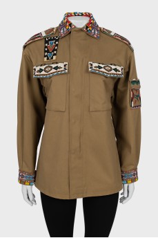 Куртка кольору хакі декорована бісером