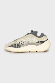 Кросівки Yeezy 700 V3