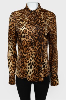Леопардовая блуза с металлическими пуговицами