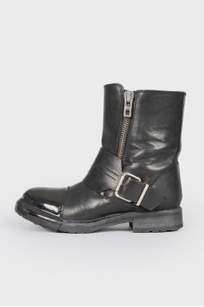 Черные кожаные ботинки с резиновым носком