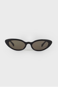 Солнцезащитные очки черные