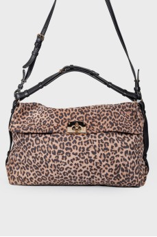 Замшевая сумка в леопардовый принт