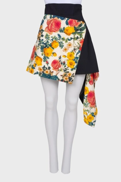 Асимметричная юбка в цветочный принт