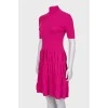 Ярко-розовое трикотажное платье