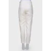 Белые брюки с необработанным швом