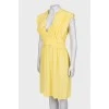 Жовта шовкова сукня
