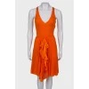 Оранжевое платье с оборками