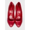 Кожаные красные лаковые туфли