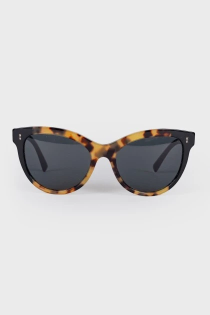 Сонцезахисні окуляри в леопардовий принт