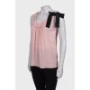 Розовая блуза с завязками