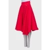 Красная юбка со складками