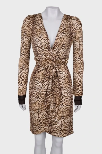 Шелковое леопардовое платье на запах