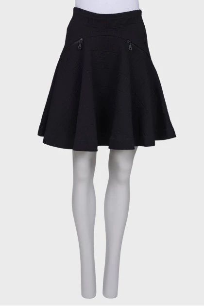 Черная юбка с текстурным узором