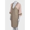 Золотисто-розовое платье с вышивкой из бисера