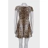 Платье в леопардовый принт 