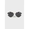Солнцезащиные очки с металлическими дужками