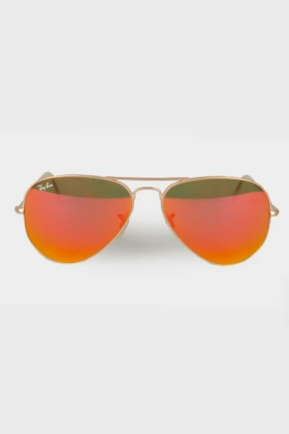 Сонцезахисні окуляри авіатори