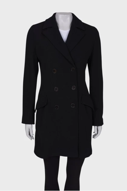 Черное пальто из шерсти