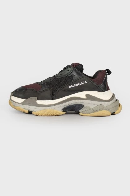 Кросівки TRIPLE S