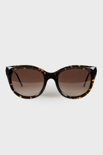 Черно-золотистые солнцезащитные очки