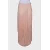 Розовая юбка с длинной бахрамой