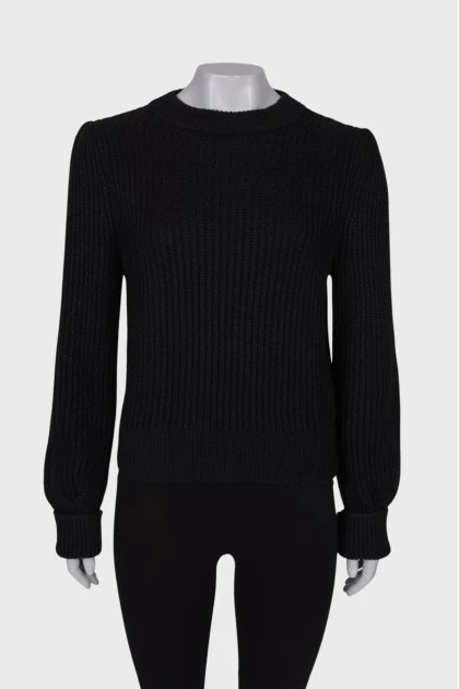 Вязаный свитер черного цвета 