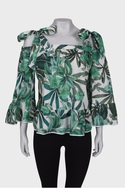 Блуза в зеленый цветочный принт 