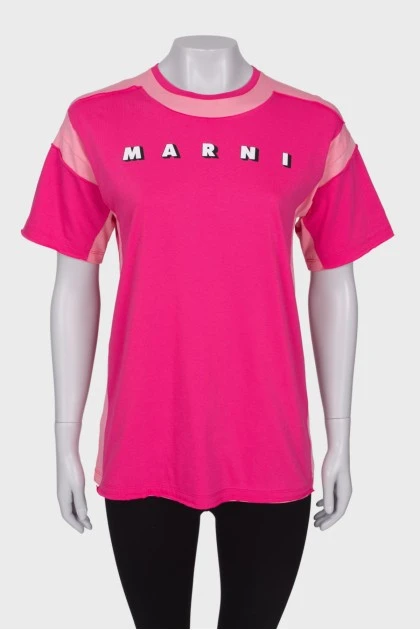 Розовая футболка с логотипом, с биркой