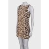Сукня з леопардовим принтом без рукавів
