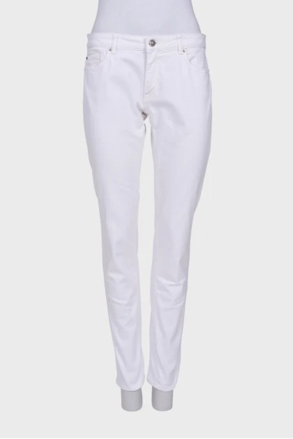 Білі прямі джинси