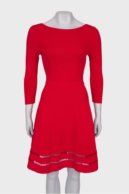Красное платье с А-симметричным подолом 