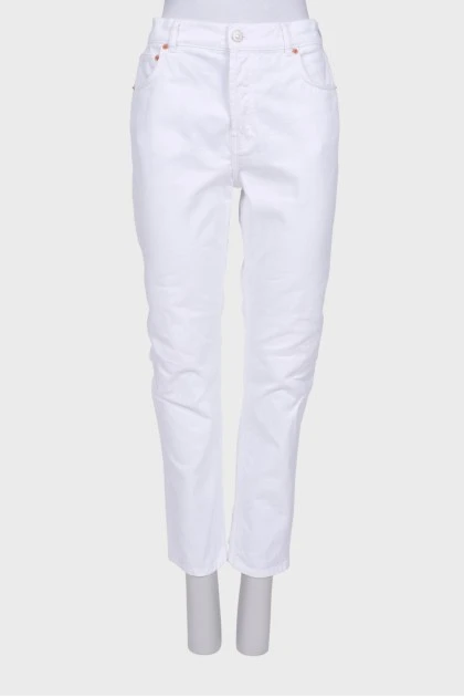 Белые джинсы на высокой посадке 