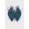 Текстильные синие босоножки на каблуке