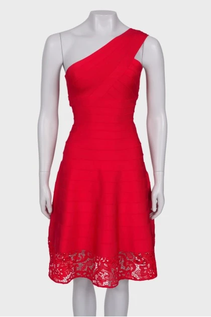 Красное бандажное платье на одно плечо